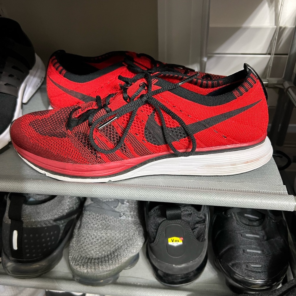 Nike Fly Knit Racer running sneakers
